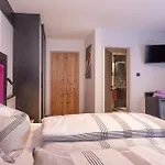 Bed & Breakfast Sieglinde Color Solden